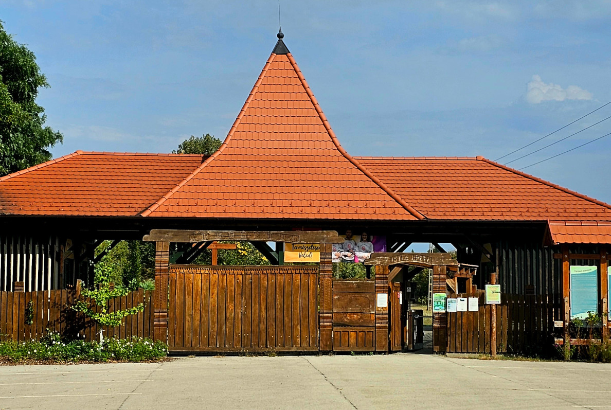 Place Image